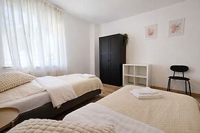 Airport Messe Apartments