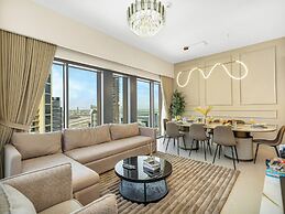 Panoramic Burj Khalifa View by Propigo