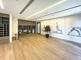 Panoramic Burj Khalifa View by Propigo