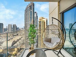 Panoramic Burj Khalifa View by Propigo