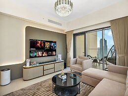 Panoramic Burj Khalifa View by Propigo