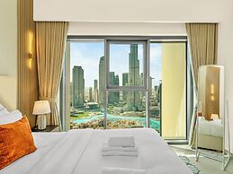 Panoramic Burj Khalifa View by Propigo
