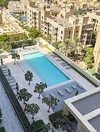 Panoramic Burj Khalifa View by Propigo