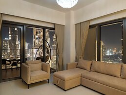 Panoramic Burj Khalifa View by Propigo
