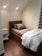 3 Bedroom House Brampton Toronto Canada