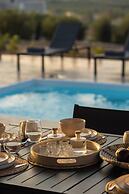 Moirai Pavilions Luxury Villas