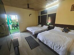 GHAI'S SUNRISE HOMESTAY