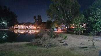 Los Pocitos Cabañas y Hotel