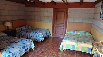 Los Pocitos Cabañas y Hotel