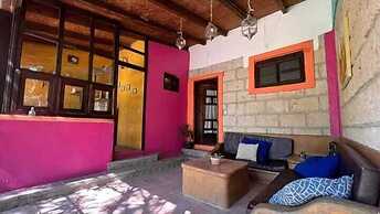 Los Pocitos Cabañas y Hotel