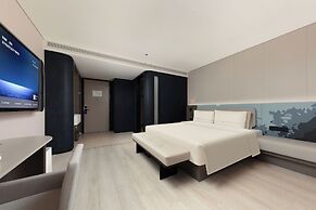 Atour Light Hotel on the Bund Nanjing Road