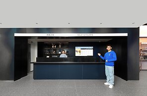 Atour Light Hotel on the Bund Nanjing Road