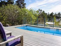 5 Star Holiday Home in Stromstad