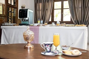 Eva Marina Hotel