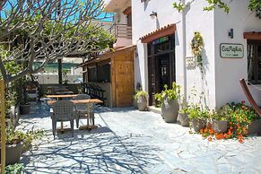 Eva Marina Hotel