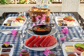 Tuna Butik Otel
