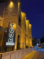 Tuna Butik Otel