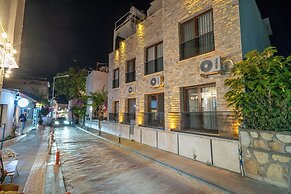 Tuna Butik Otel