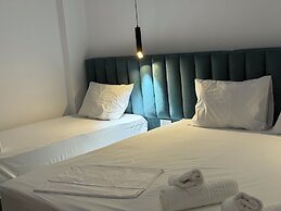 Hotel AURA