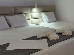 Hotel AURA
