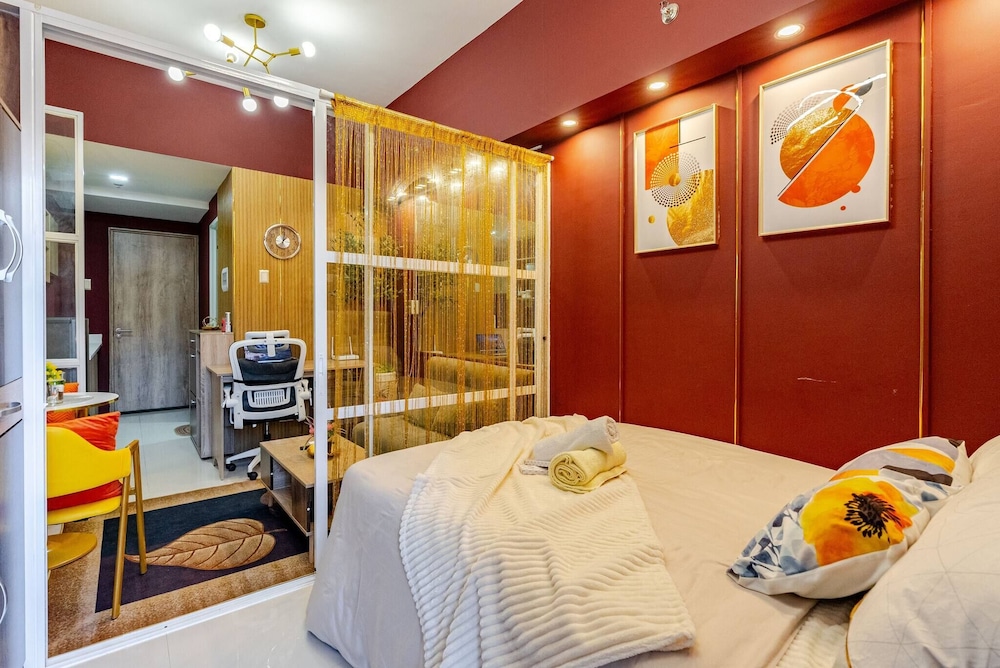 Modern Studio Poolside Balcony Near Mactan Airport