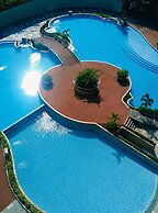 Modern Studio Poolside Balcony Near Mactan Airport