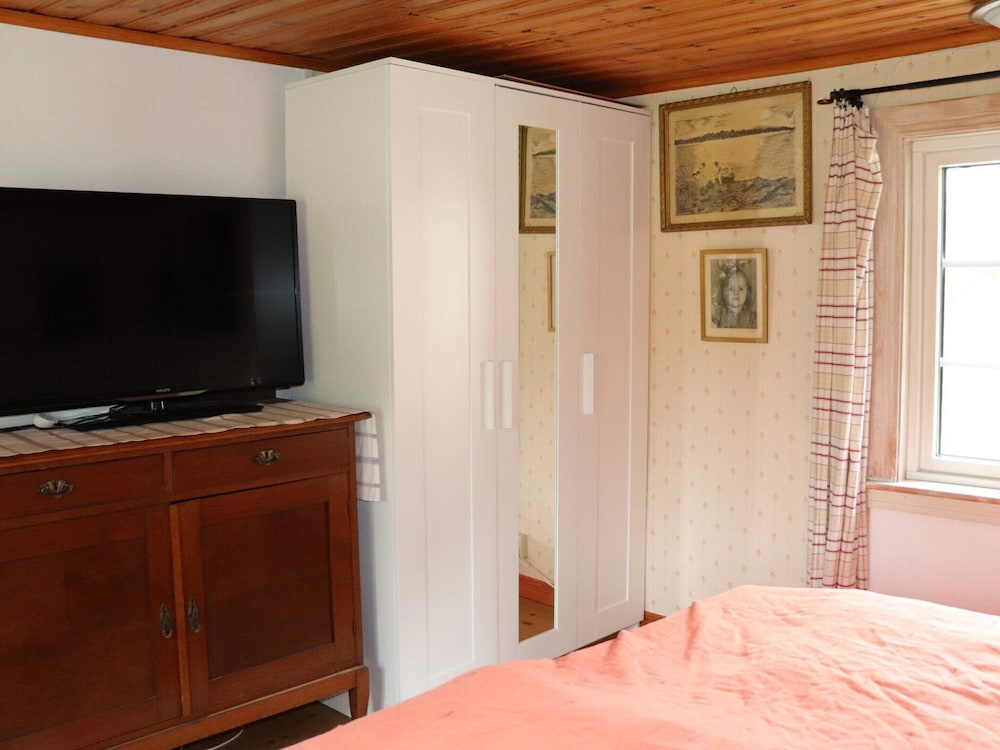 6 Person Holiday Home in Vessigebro