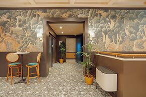 ABC HOTEL PORTO - CAMPANHÃ