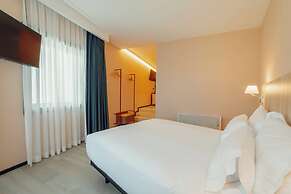 ABC HOTEL PORTO - CAMPANHÃ