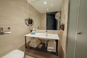 ABC HOTEL PORTO - CAMPANHÃ