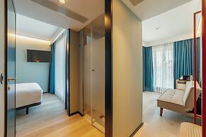 ABC HOTEL PORTO - CAMPANHÃ
