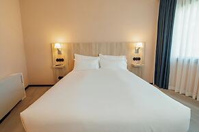 ABC HOTEL PORTO - CAMPANHÃ
