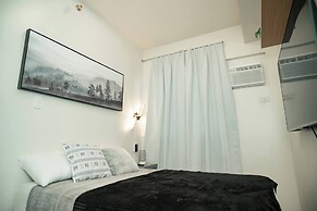 2-bedroom Elegant Condo With Sunrise & Mountain View