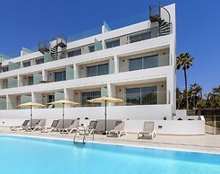 Calm Beach Apartments