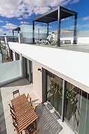 Calm Beach Apartments