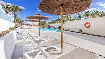 Calm Beach Apartments