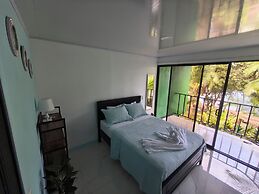 Casita Genesis