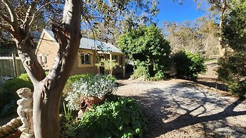 Riesling Trail and Clare Valley Cottages