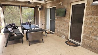 Riesling Trail and Clare Valley Cottages