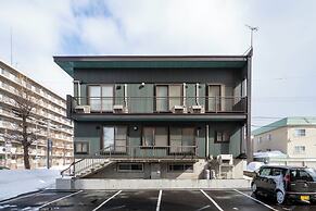 E-US NAEBO HOUSE