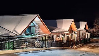 Royal Serviced Cottages