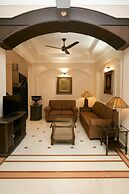 Nivaasa Apartment by Jadecaps
