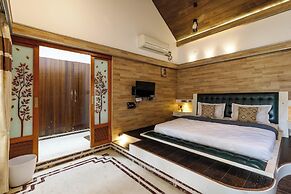 Ananta Vilas by Stayjade