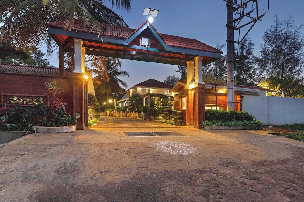 Ananta Vilas by Stayjade