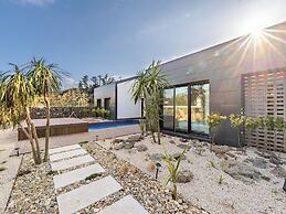 Gobajinin Private Pool Villa