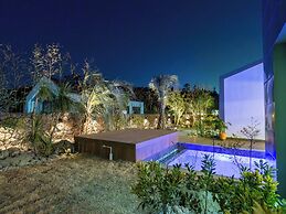 Gobajinin Private Pool Villa