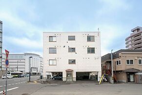 SILK COURT 403