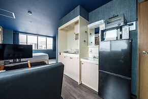 SILK COURT 403