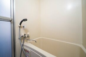 SILK COURT 403