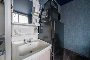 SILK COURT 403